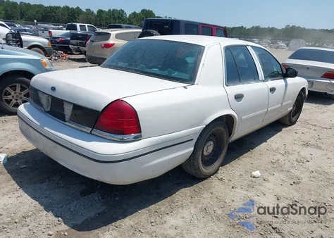 2000 Ford Crown Victoria Police Interceptor из США, поврежденный, VIN 2FAFP71W9YX208897